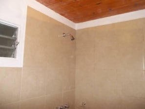Cabaña, 2 habitaciones, cocina (6 People) | 2 habitaciones y wifi gratis 