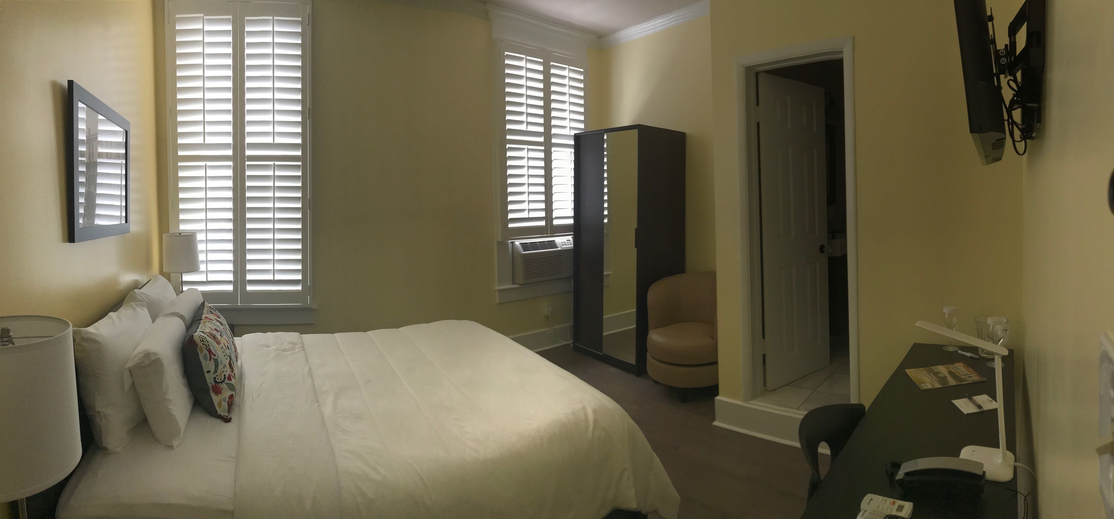 signature room, 1 queen bed | in-room safe, desk, iron/ironing board, free wifi