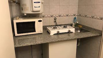 Fridge, microwave, stovetop, rice cooker