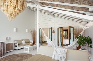 ファミリー バンガロー コネクティングルーム プールビュー (Por do Sol) | ミニバー、セーフティボックス (室内)、客室ごとに異なる装飾、客室ごとに異なるインテリア