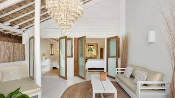 Bungalow familiar, patio, vista a la alberca (Triplo Duna) | Minibar, caja de seguridad en la habitación y decoración personalizada