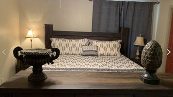 Room, 1 Bedroom, Non Smoking | Free WiFi