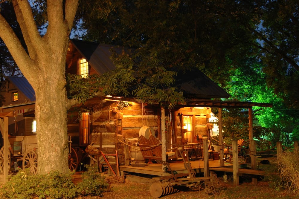 Pecan Grove Cottages - Rives, TN