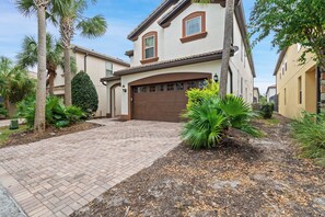 Room - Windsor at Westside Resort Homes (Kissimmee)