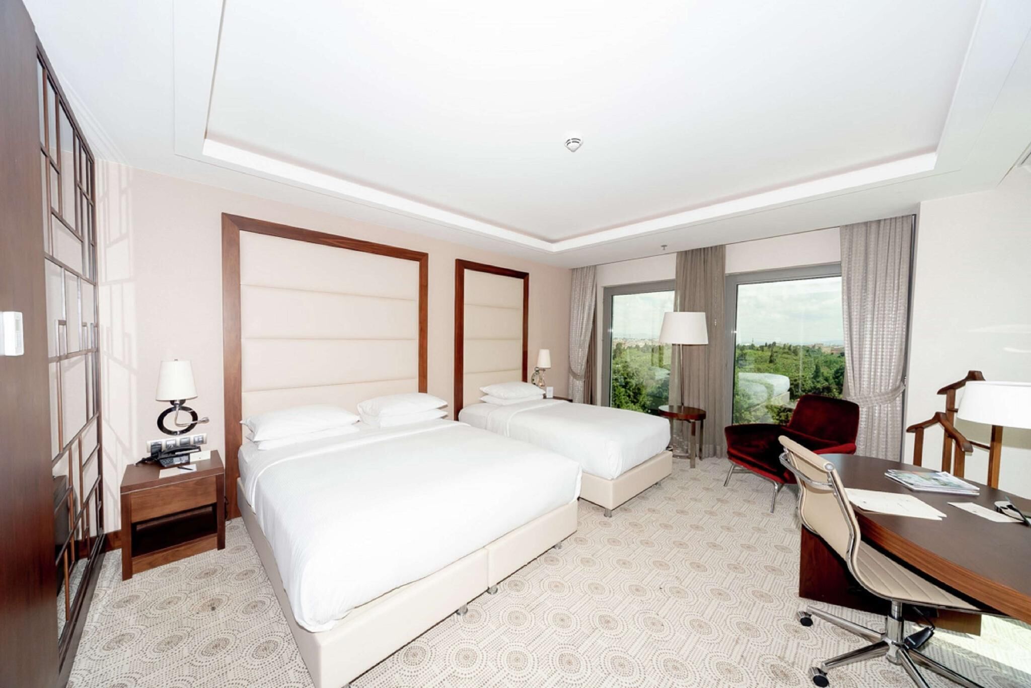 Minibar, in-room safe, soundproofing, free cots/infant beds