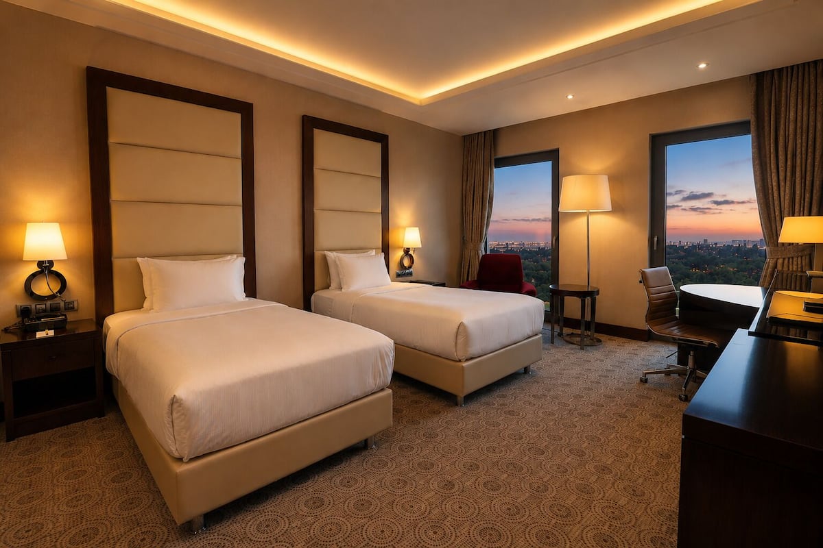 Quarto luxo, 2 camas de solteiro, para não fumantes | Frigobar, cofres nos quartos, quartos à prova de som, berços grátis