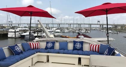 Southern Comfort Yacht