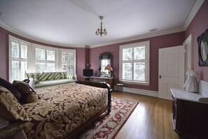 Decoración personalizada, camas plegables/adicionales y wifi gratis