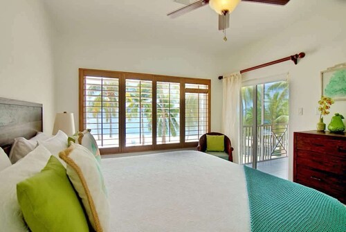 Waterfront 2BR w/ Pool/Jacuzzi– 7-UP Condo in Kaibo Kai