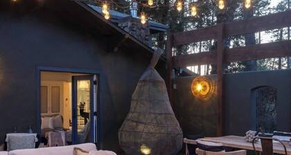 Boutique Compound on Private Vineyard, Complete with Guest House