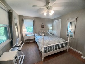 3 Schlafzimmer, Bügeleisen/Bügelbrett, kostenloses WLAN, Bettwäsche