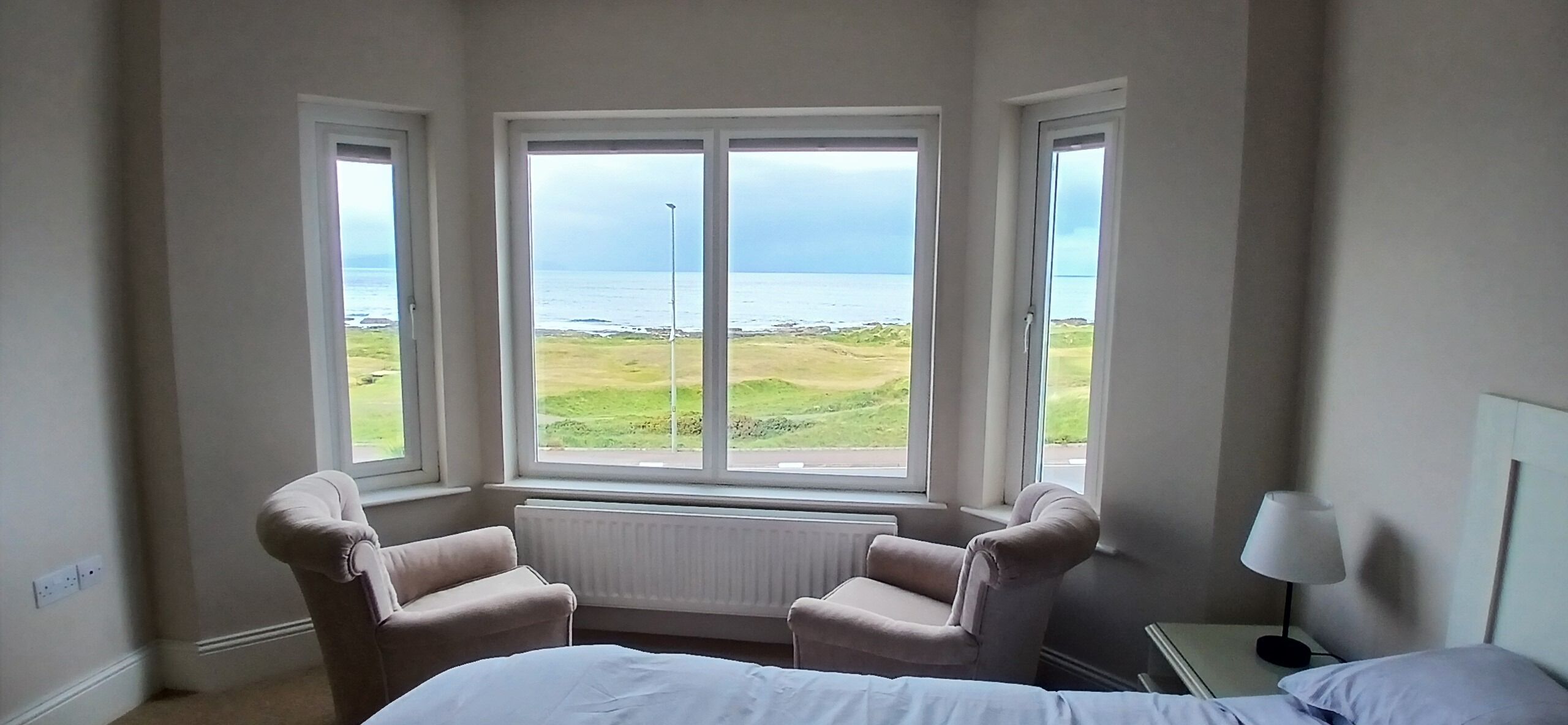 4 Schlafzimmer, Bügeleisen/Bügelbrett, Reisekinderbett, kostenloses WLAN