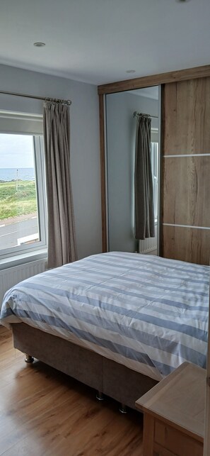 4 bedrooms, iron/ironing board, travel cot, free WiFi