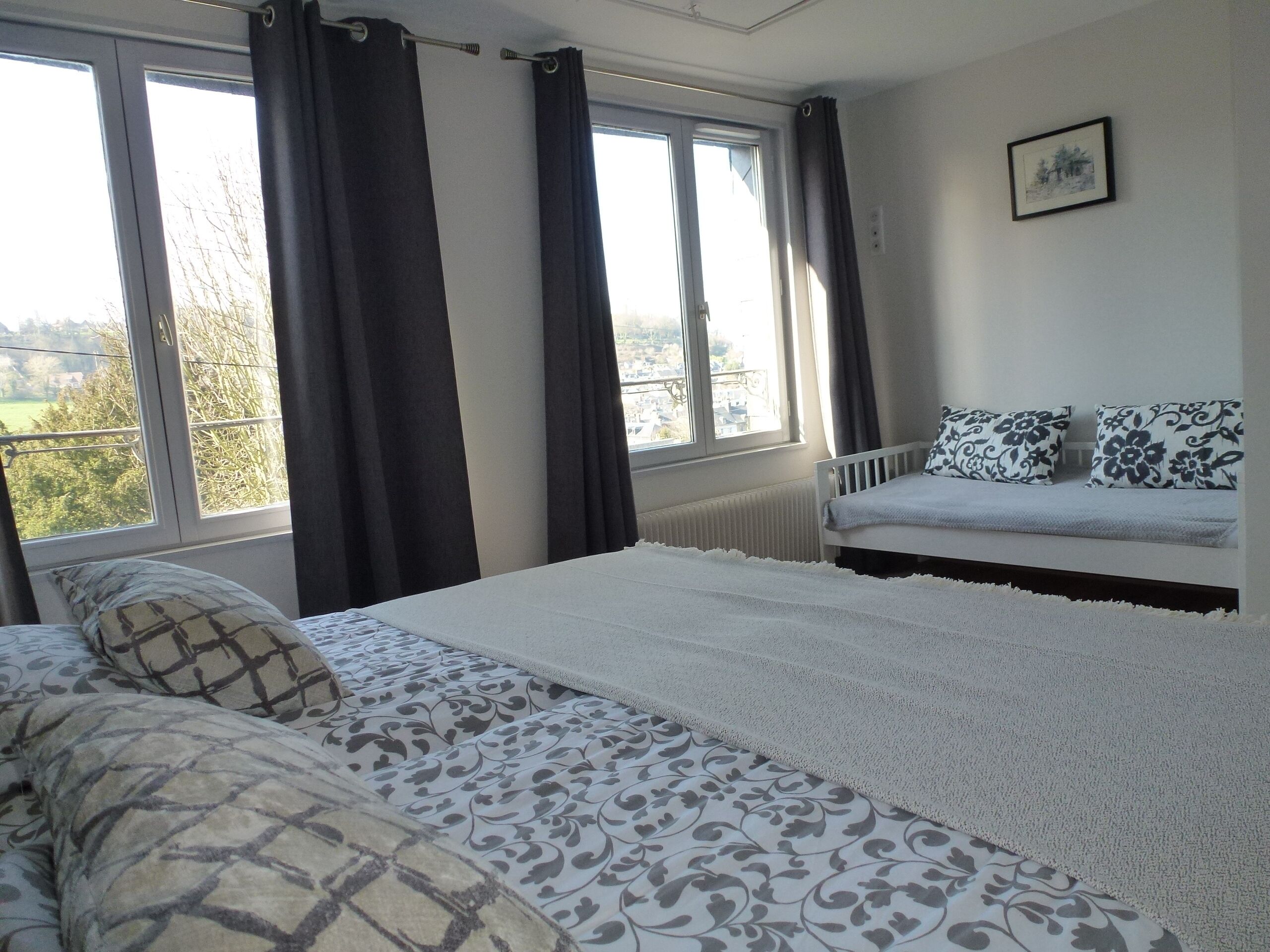 2 habitaciones, escritorio y insonorización 