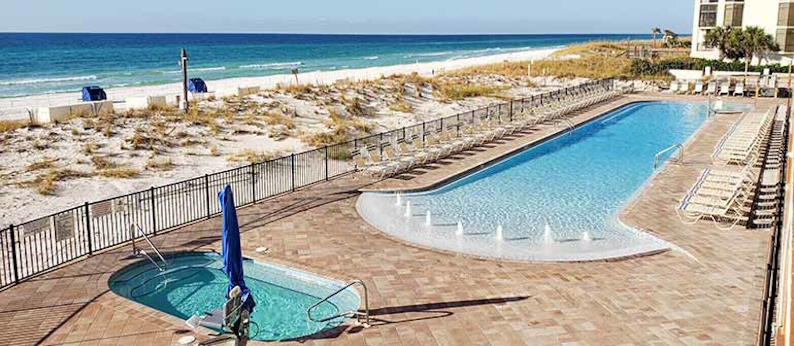 Piscine couverte, piscine extérieure