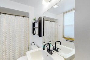 Hair dryer, towels