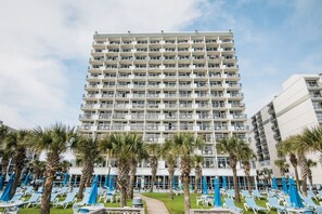 Exterior - Direct Oceanfront, In the middle of happening area (Myrtle Beach)