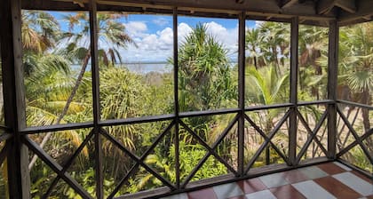 Treetop Living on the Lagoon with Stunning Sunset Watchtower