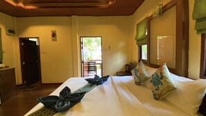 Kamar Double Deluks, 1 kamar tidur, pemandangan kebun, area taman