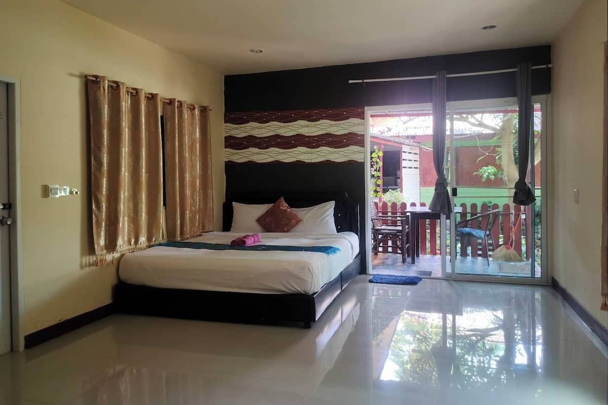 King Room with Balcony