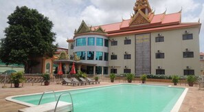 Exterior - 7 Makara Hotel (Kampong Cham)