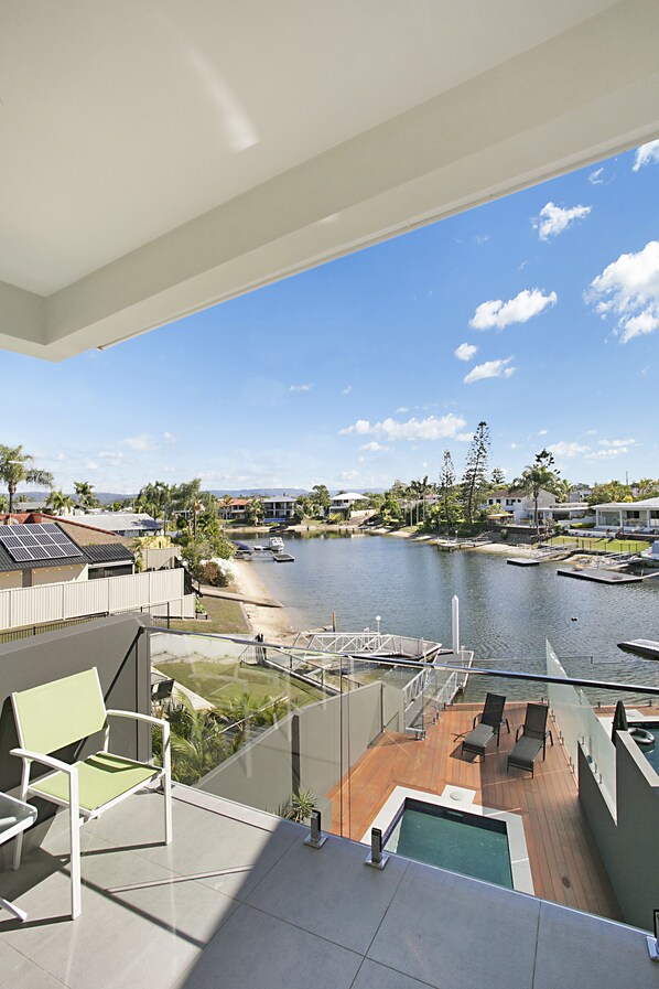 View from property - Ray of Sunshine (Broadbeach Waters)
