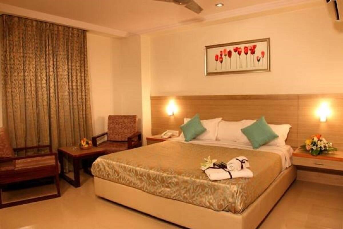 Phòng | Két bảo mật tại phòng, bàn, giường gấp/giường phụ (phụ phí)