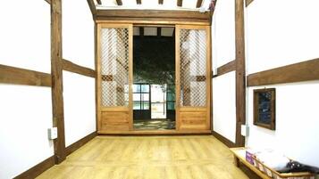 Phòng (Maesil) | Truy cập Internet không dây miễn phí, bộ trải giường