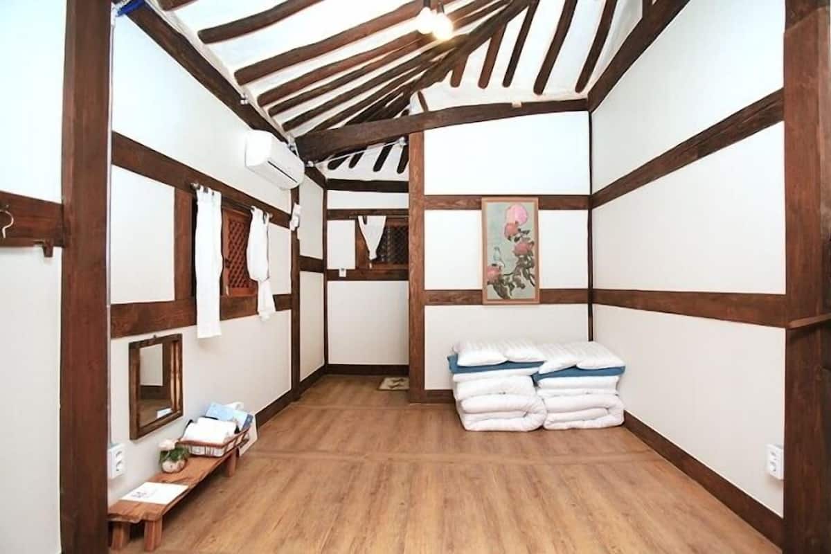 Habitación (Seongnyu) | Wifi gratis y ropa de cama