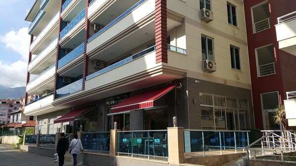 Front of property - Midi Suites & Hotels (Alanya)