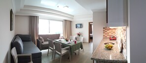 頂級公寓, 2 間臥室, 廚房 | 房內用餐區