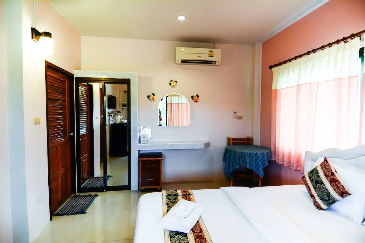 Standard Room with Mountain View | Camas supletorias y wifi gratis