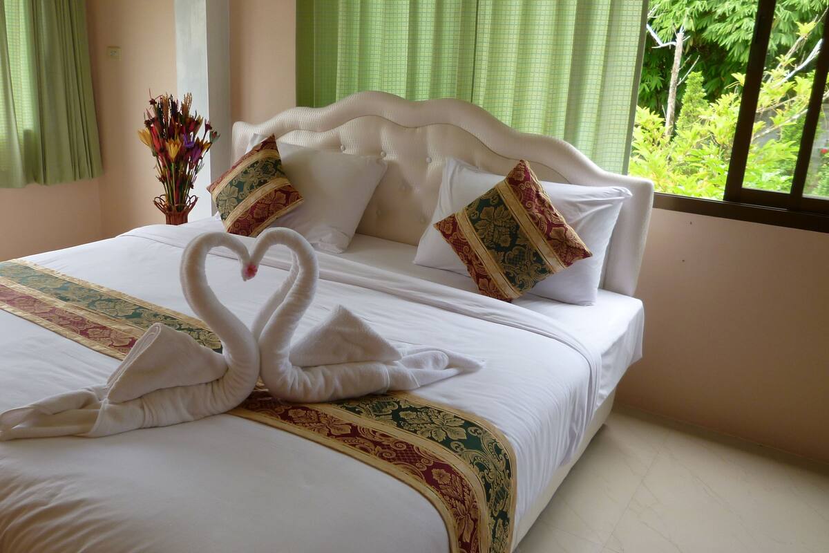 Standard Twin Room | Rollaway beds (surcharge), WiFi (free)