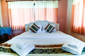 Standard Room with Mountain View | Camas supletorias y wifi gratis