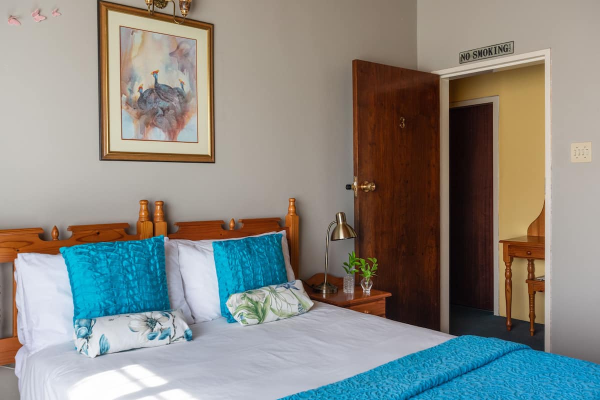 Room 3 | Bàn, bàn ủi/dụng cụ ủi quần áo, truy cập Internet không dây miễn phí