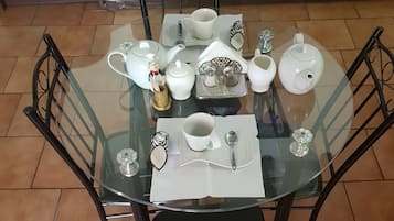 Executive Room (Joy Room) | In-room dining