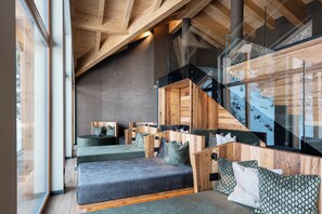 Innenpool, Liegestühle