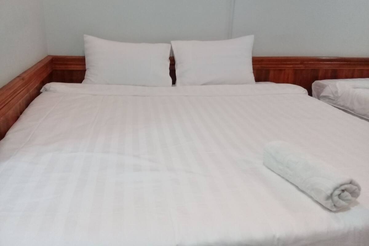 Family Twin Room | Free WiFi