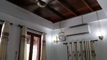 Doppia Standard | Wi-Fi gratuito