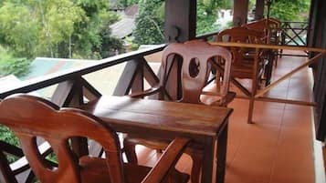 Deluxe Double Room with Balcony | Balcone