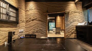 Superior Room | 1 bedroom, premium bedding, free minibar, in-room safe