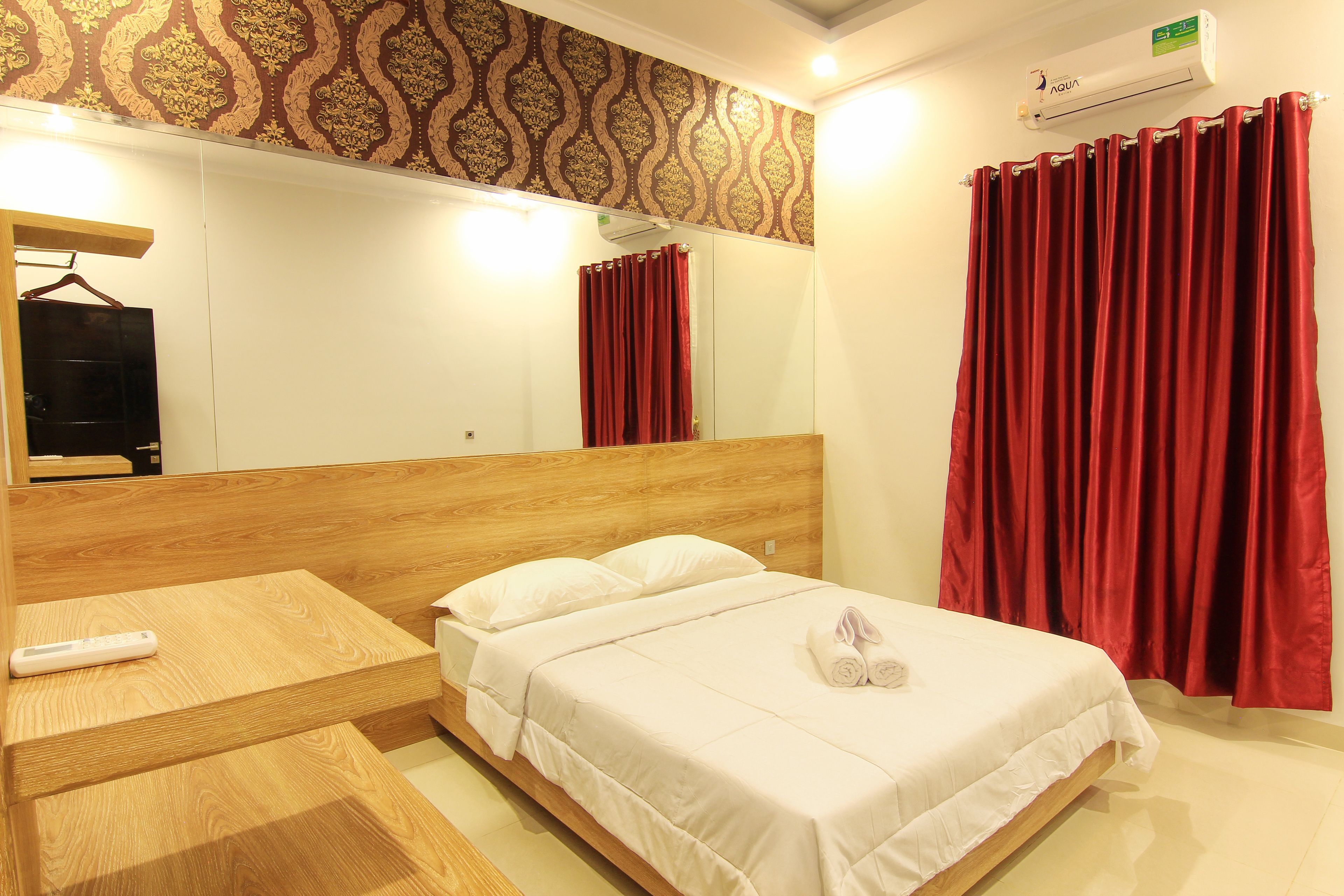 1 bedroom, desk, blackout curtains, free wifi