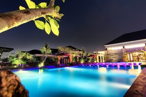 Udendørs pool