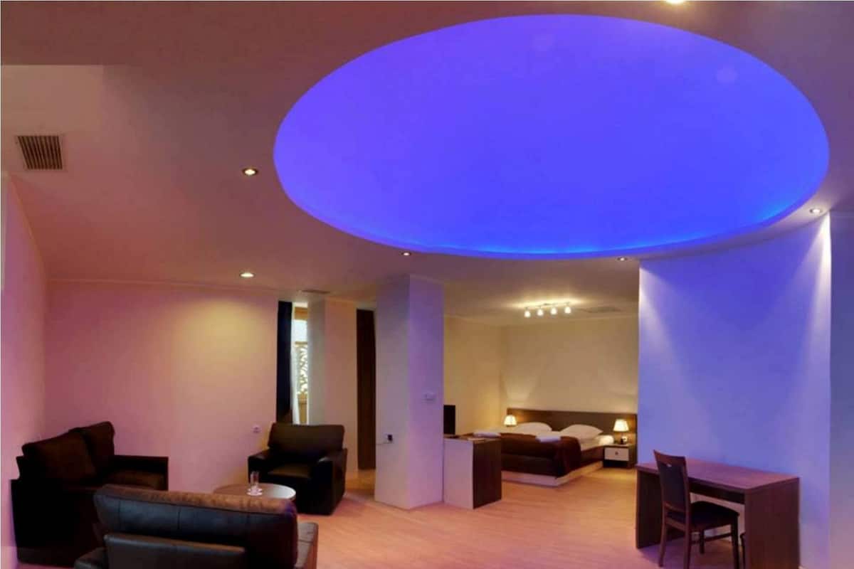 Appartement Luxe | Minibar, coffres-forts dans les chambres, bureau