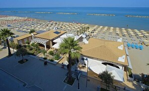 Private beach, white sand, sun-loungers, beach umbrellas