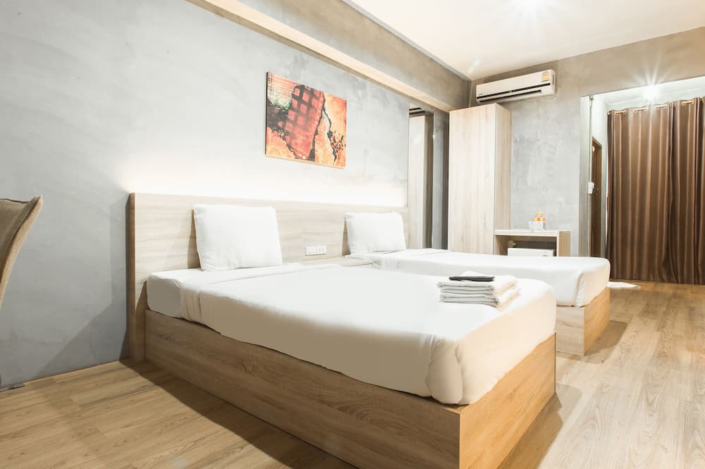 B2 Santitham Boutique and Budget Hotel