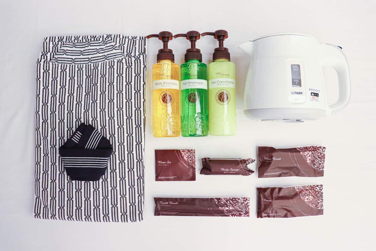 1 bedroom, blackout curtains, soundproofing, free wifi