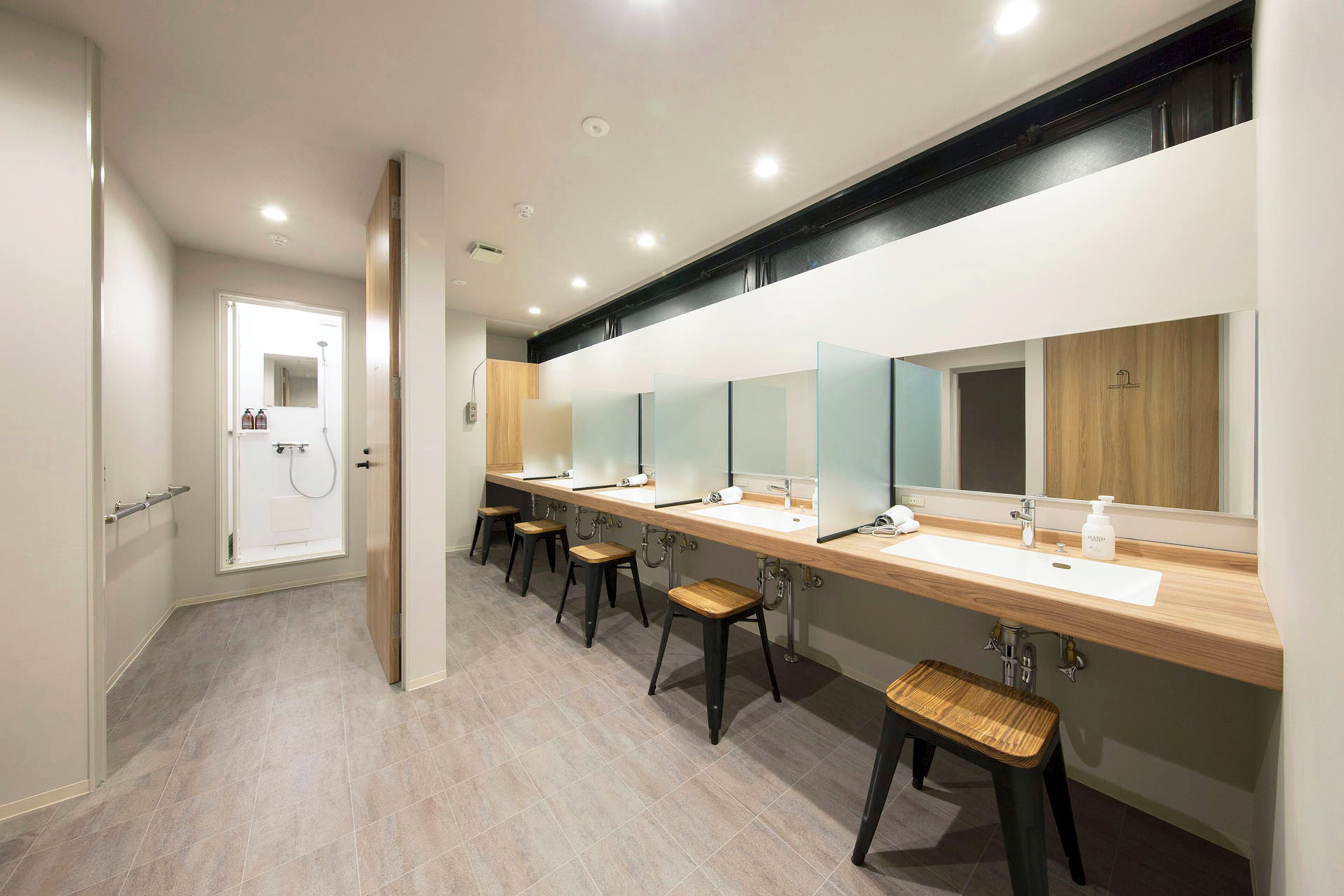 female dormitory | bathroom | hair dryer, slippers, electronic bidet, towels