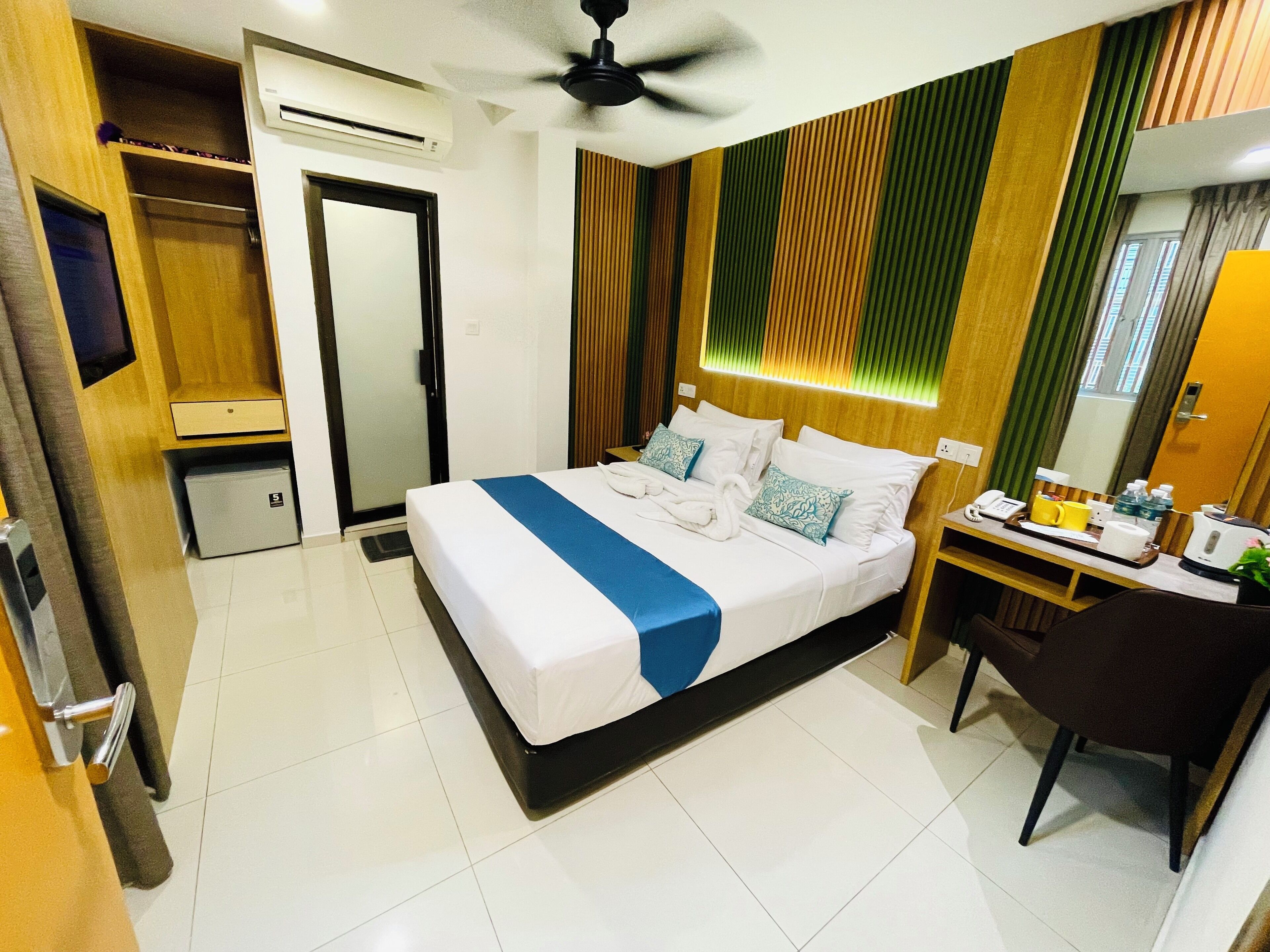 Photo - City Central Hotel