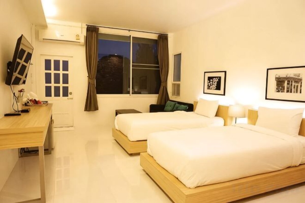 Deluxe Double or Twin Room with Terrace